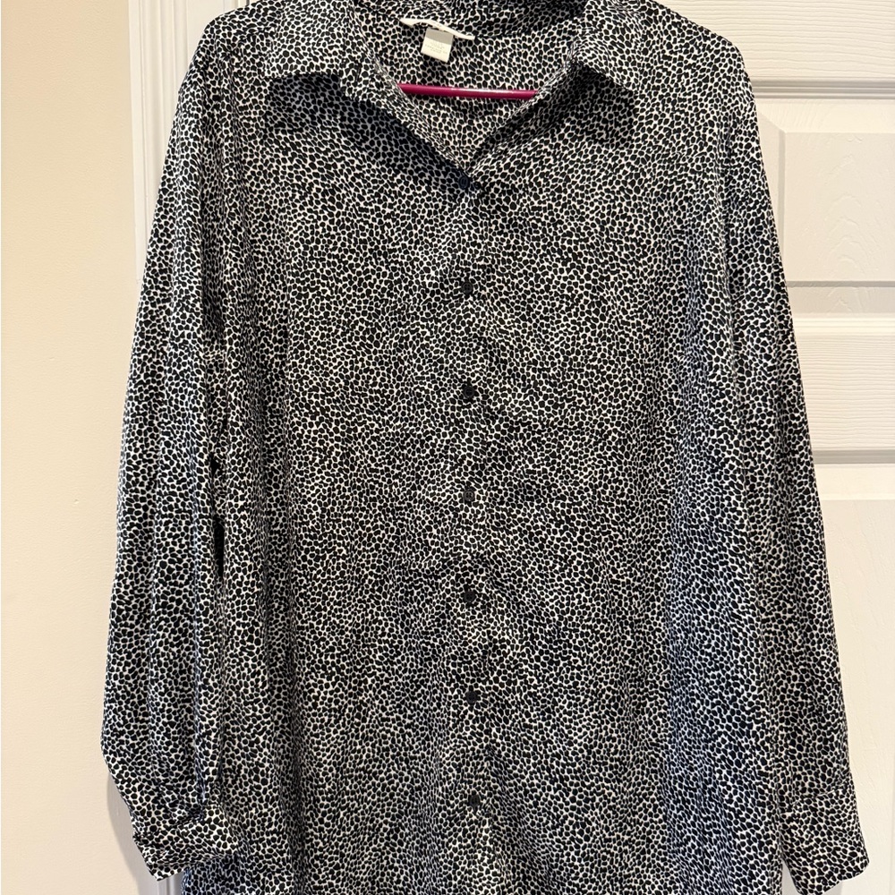 Black and White Patterned Women’s Long Button Down Shirt